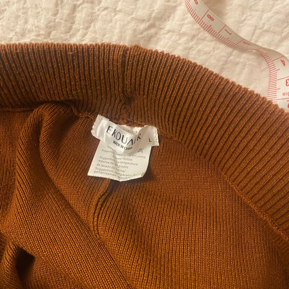 Women's Rust Pant Set - Picture 5 of 6